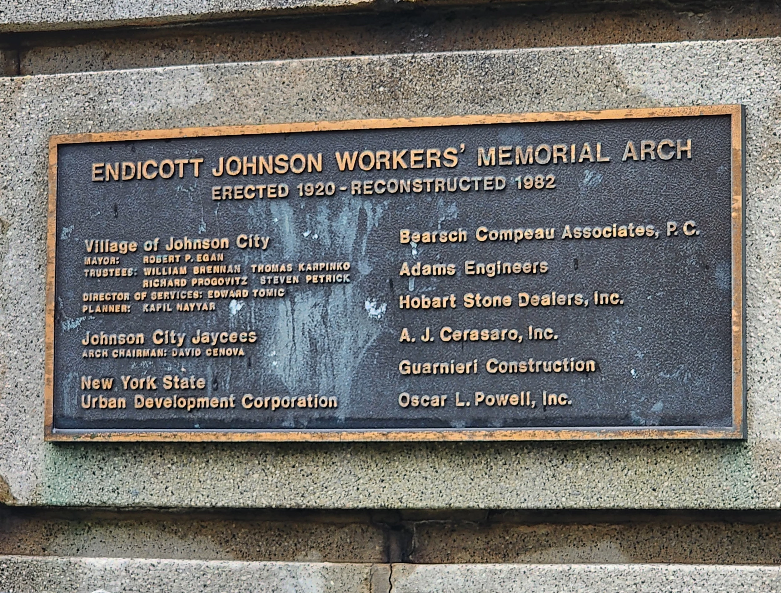 A plaque commemorating the 1982 Workers Arch reconstruction project. Photo: Bob Joseph/WNBF News