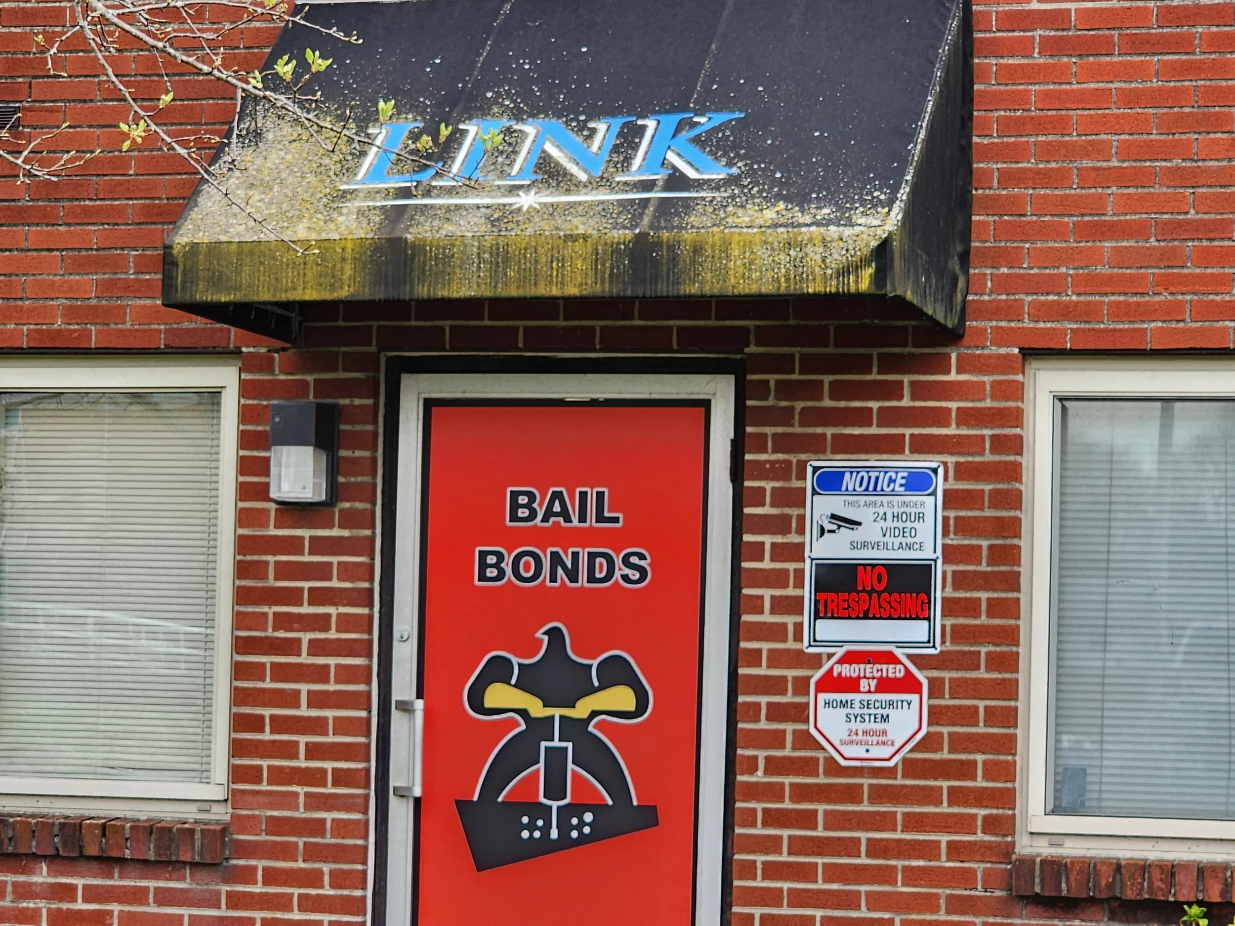 A bail bond office operates out of this building at 8 Broome Street in Binghamton. Photo: Bob Joseph/WNBF News