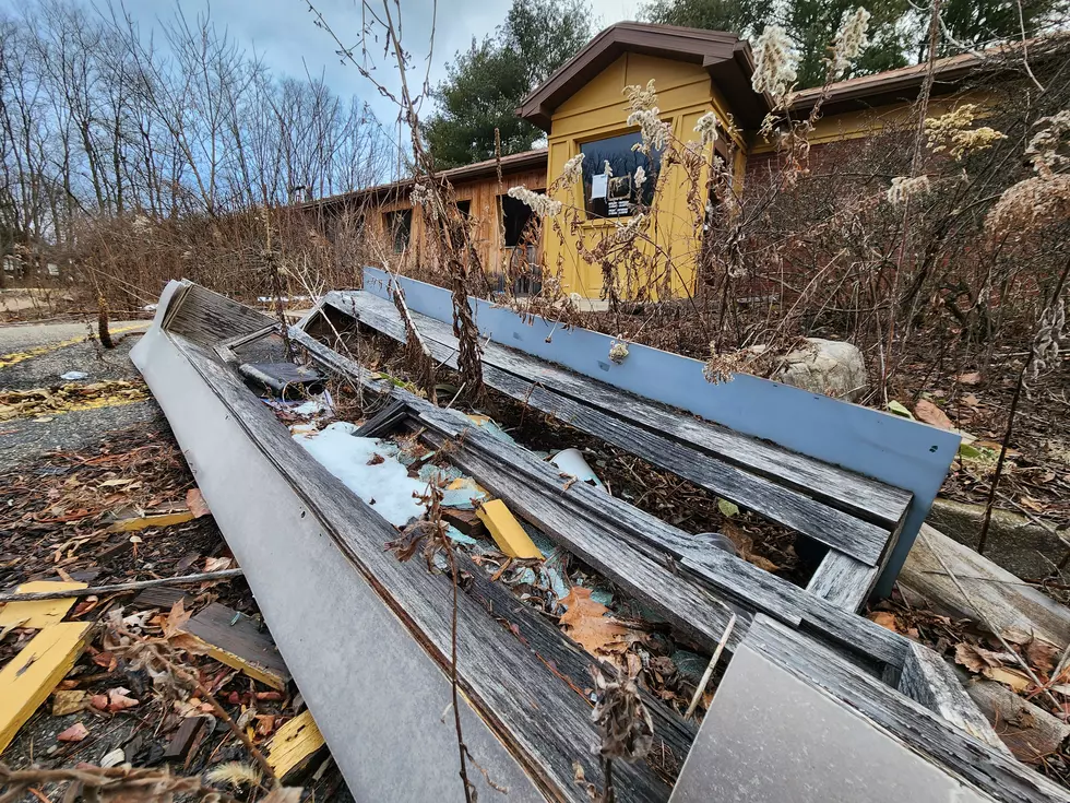 Nobody Wants the Southern Tier’s Abandoned Pizza Hut Buildings